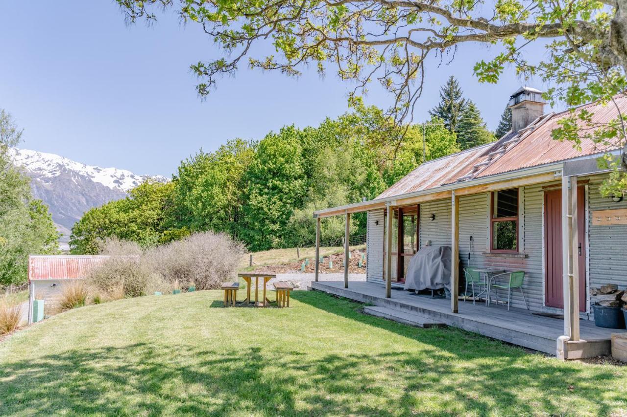 Mount Cook Station Shearers Quarters Lodge Lake Tekapo Exterior foto
